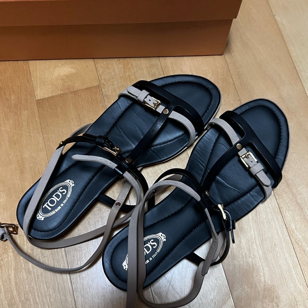 Authentic Tods Strappy Sandals - image 3